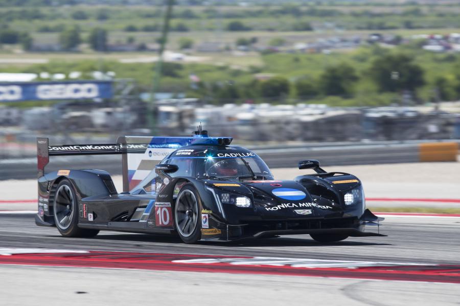  Cadillac DPi-V.R 2017 года  (фото 3 из 30)